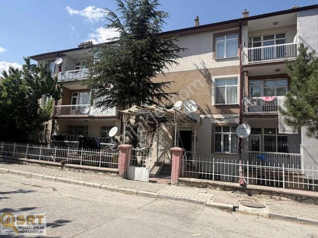 Bakımlı Yüksek Giriş 3+1