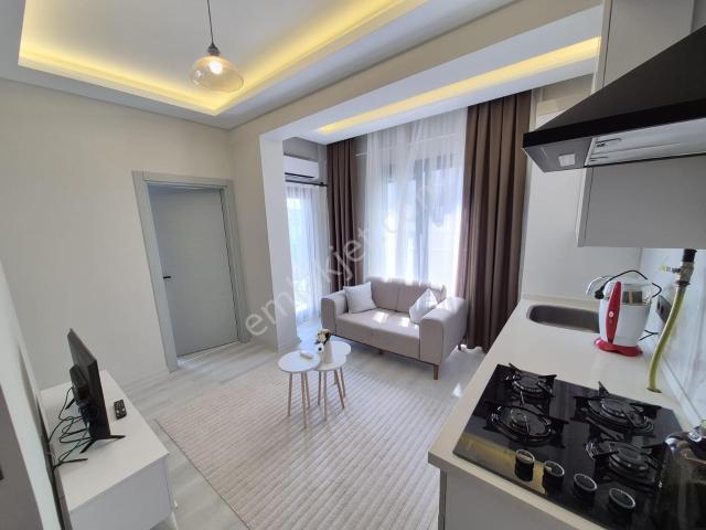 Bakırçay Üni. Yakını 1+1 Full Eşyalı Balkonlu Ara Kat Yeni Daire