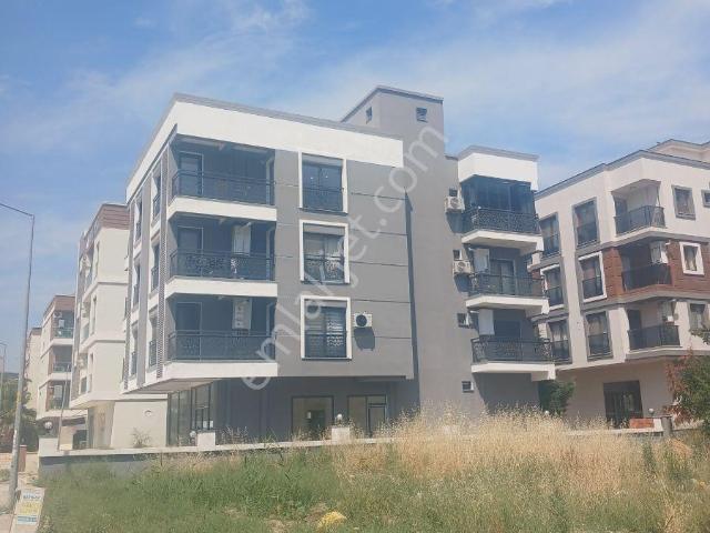 Bakırçay Mevki Eşyalı 1+1 Daire 50m² Kira Garantili 2 Cepheli
