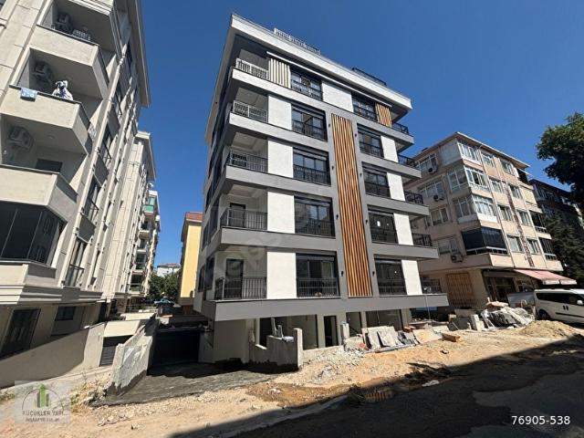 Bakırköy İncirli'de Sıfır 90 m 2+1 K.Otoparklı E.Banyolu Arakat