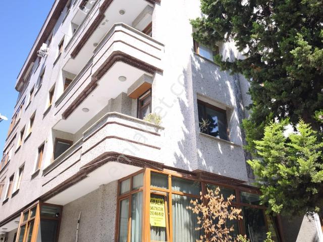 Bakırköy Kartaltepe 4+1 Temiz 135 M2 Net Otoparklı Asansörlü