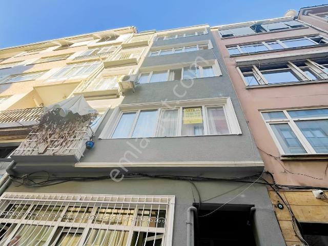Bakırköy Merkez Zeytinlik 2.kat 2+1 81 M2 Kentsel Yok