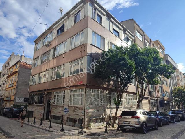 Bakırköy Merkezde 2.kat 61 M2 2+1 Kentsel Dönüşüm Fırsat Daire
