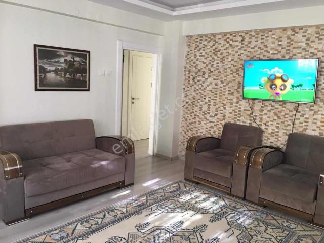 Bakırköy Osmaniye 3. Kat 115 M2 3+1 Sgk Hastanesinin Karşısında