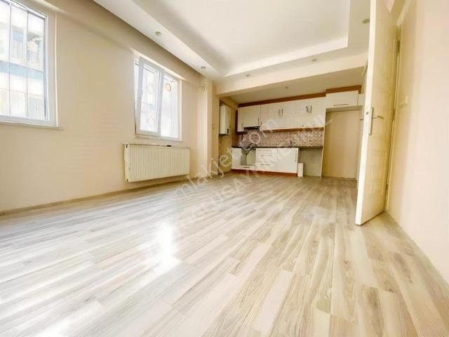 Bakırlı Cuma Pazarı Yanı Yüksek Zemin Kat 2+1 Daire 2.650.000 Tl