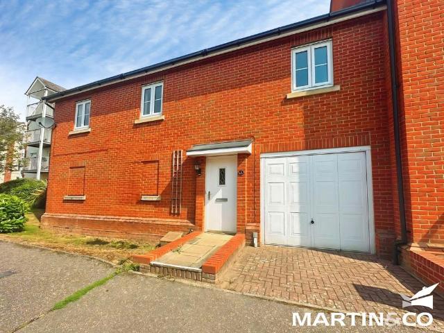 Baker Way, Witham 1 bed maisonette to rent £1,400 pcm £323 pw