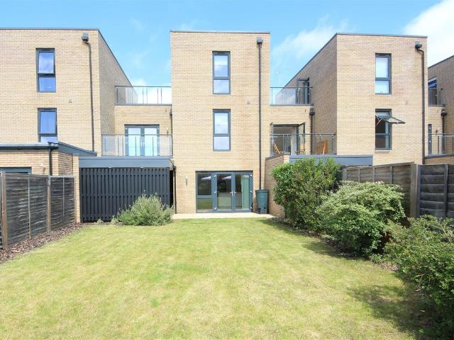 Baker Lane, Trumpington CB2, 4 bed property to rent, £2,900 pcm | PrimeLocation