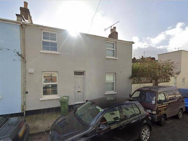 Baker Street, Cheltenham, GL51. 4 bed terraced house to rent £1,995 pcm £460 pw