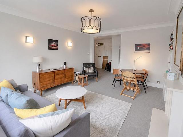 Baker Street, London NW1 2 bed apartment to rent £3,792 pcm £875 pw