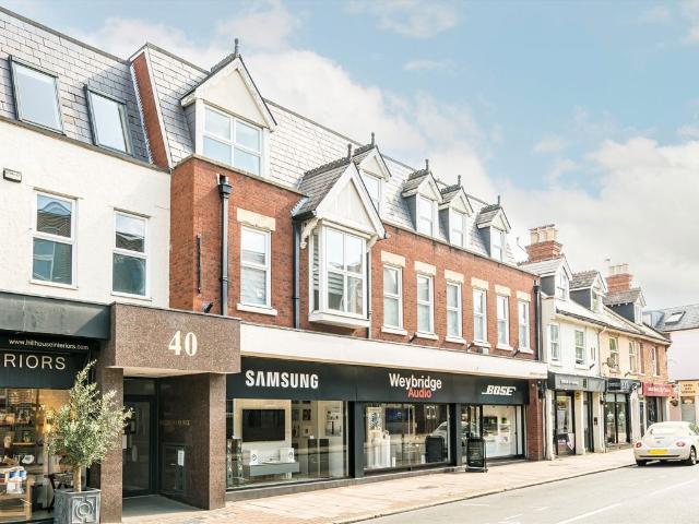 Baker Street, Weybridge KT13, 1 bed flat to rent, £1,550 pcm | PrimeLocation