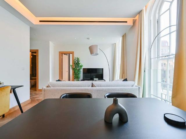 Baker Street, W1U 1 bed flat to rent £7,800 pcm £1,800 pw