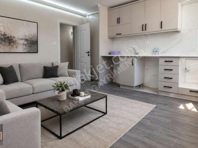 Baker'den Hürriyet İstiklal Mah. 2+1 8 Yaşında Sıfır Masraf