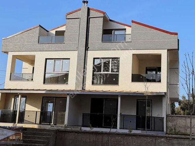 Baker'den Kurşunluda Sıfır Triplex Villa