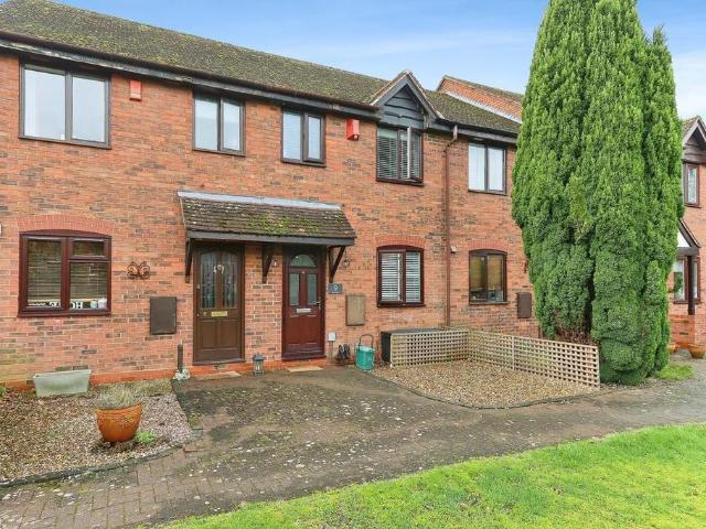 Bakers Mews, Warwick Road, Chadwick. 2 bed terraced house to rent £1,350 pcm £312 pw