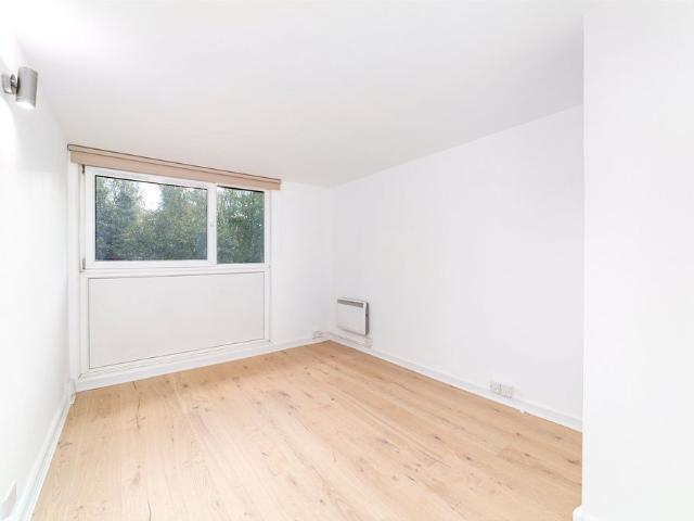 Bakersfield, Tufnell Park, N7, London