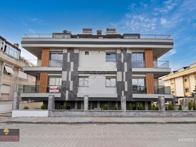 BAKIRKÖY FLORYA ŞENLİKKÖY 1.KAT 2+1 BÜRÜT 152m2 SATILIK DAİRE