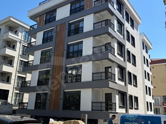 BAKIRKÖY İNCİRLİ 2+1 ASANSÖRLÜ KOMBİLİ KİRALIK DAİRE