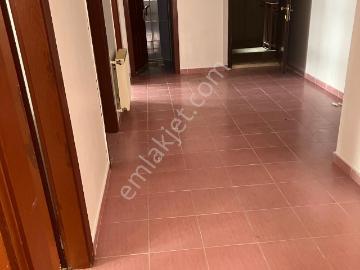 Baltacılar Cadde Üzerinde Kat Konumlu 3+1 Kiralık