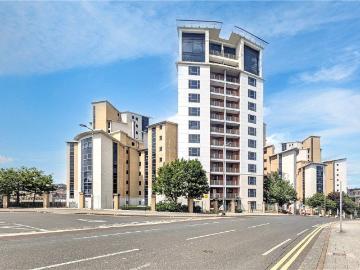 Baltic Quay, Mill Road, Gateshead, Tyne And Wear NE8, 2 bed flat to rent, £1,000 pcm | PrimeLocation