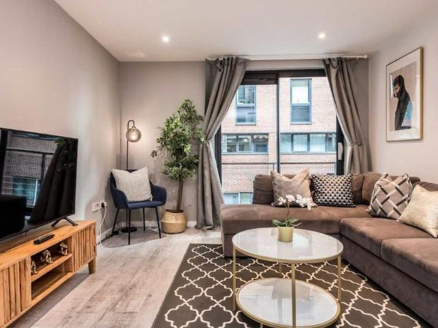 Baltic Triangle L1, 2 bed flat to rent, £3,827 pcm | PrimeLocation
