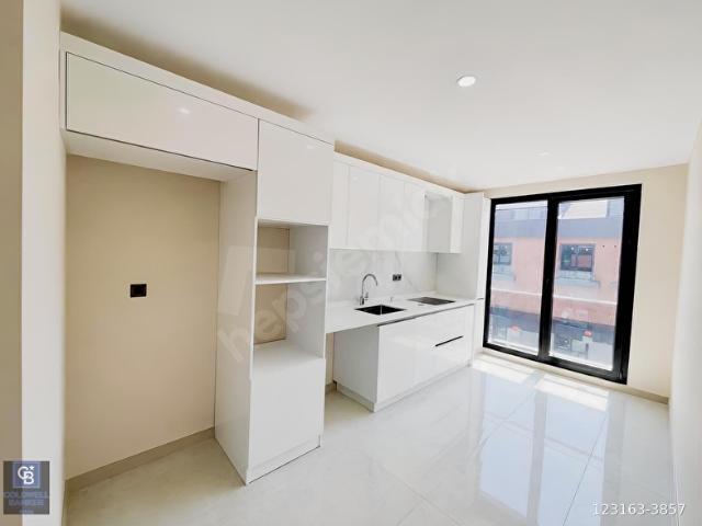 BALTIK KONUTLARINDA TERASLI 3+1 SATILIK DAİRE