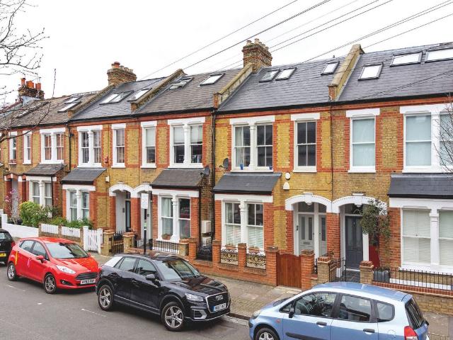 Balvernie Grove SW18, Southfields, London, 2 bed flat to rent, £2,600 pcm | PrimeLocation