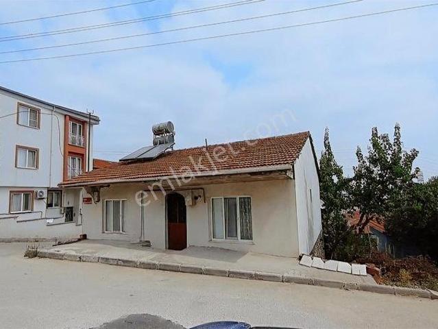 Balıkesir Altıeylül Sütlüce Mahallesi 2+1 Satılık Müstakil Ev