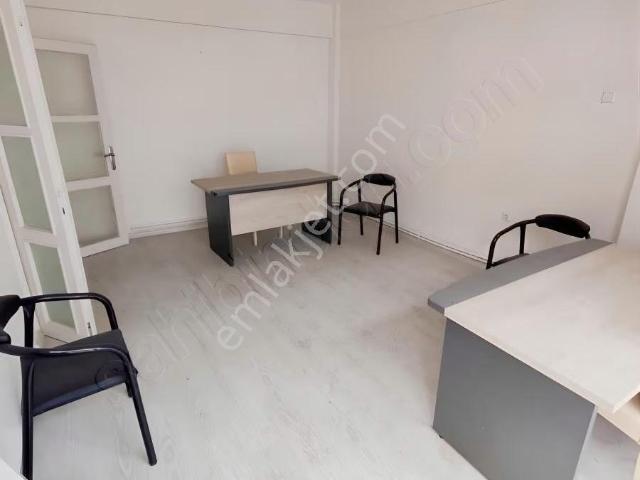 Balıkesir Çarşı Merkezde Satılık 4+1 Daire