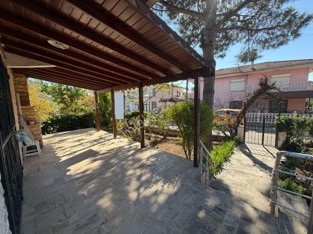 Balıkesir Ayvalık Camlık Ta Satılık Mustakil Villa