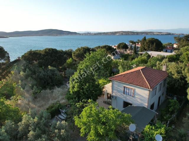 Balıkesir Ayvalık Camlık Ta Satılık Mustakil Ev.denize 90 Metre