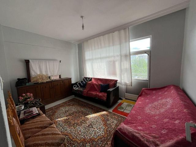 Balıkesir Gönen Plevne Mahallesinde Satılık 2+1 120m2 Daire!