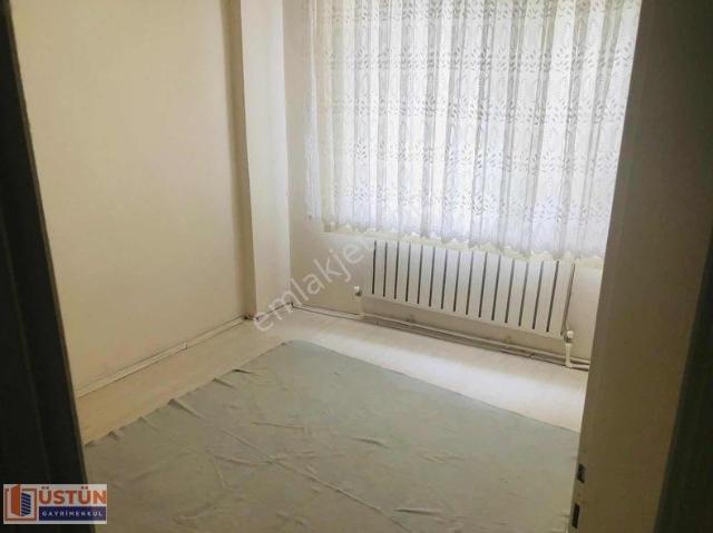 balıkesir Gönen'de Çarşıda Kiralık Daire
