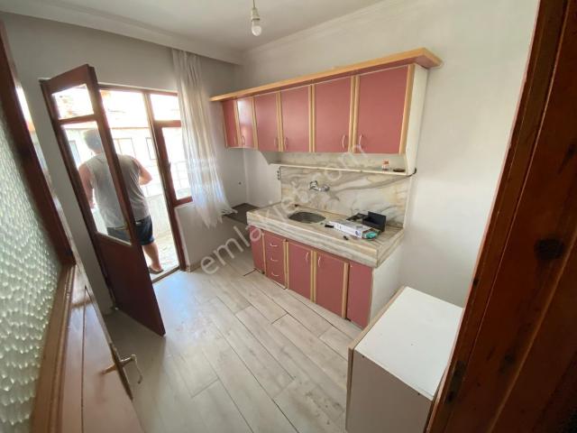 Balıkesir Edremit Tuzcumurat Ta 2+1 Sobalı Daire Kiralık