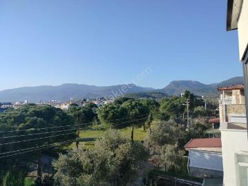 Balıkesir Edremit Güre'de Site İçerisinde Full Eşyalı Lüks Yapılı Kiralık Bahçe Katı