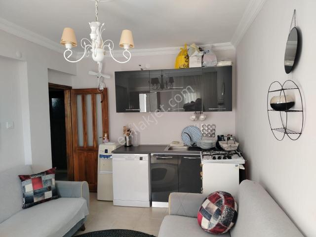 Balıkesir Edremit Kadıköy'de Full Eşyalı Kiralık Dubleks Daire