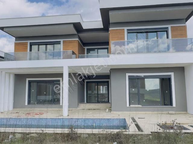 Balıkesir Kalaycılar Mahallesi Natam Villa