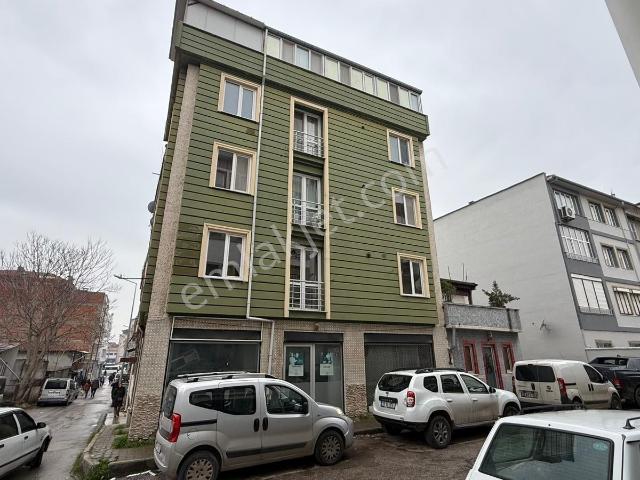 Balıkesir Karesi Ege Mah. Mükemmel Konumda Satılık 1+1 Daire