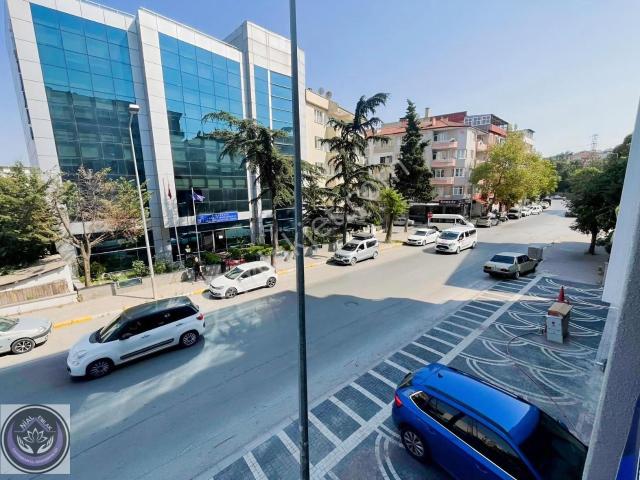 Balıkesir Soma Caddesi Üzerinde Kiralık 1+1 Sıfır Daire