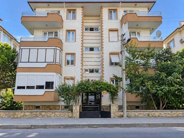 Balıkesir Toygar Mah Site İçerisinde Otoparklı 3+1 Satılık Daire