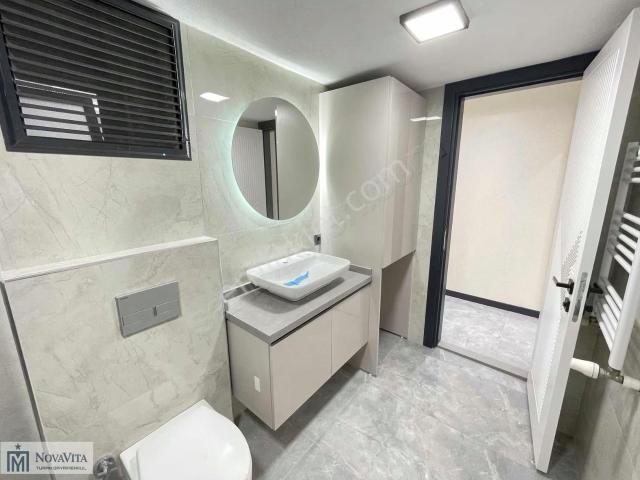 Balçova Mine Sokak Zemin Kat 3+1 Tadilatlı Daire