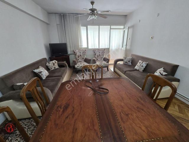 Balçova Onur Mah. Ekonomi Ünv. Yakını Eşyalı Kiralık 2+1 Daire