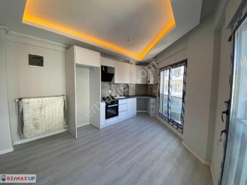 Balçova, İzmir ili, Ege Bölgesi - Asansör