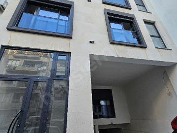 BALÇOVA AGORA AVM YAKINI ARAKAT ASANSÖRLÜ TERMALLİ SIFIR 1+1 KİRALIK DAİRE