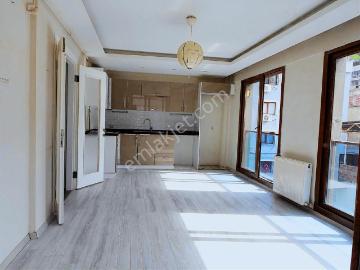 Balçova, İzmir ili, Ege Bölgesi - Güvenlik kapısı