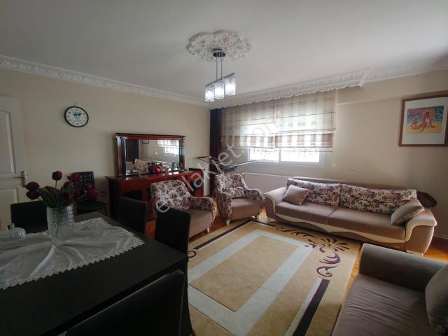 Balçova Çetin Emeç Mah. Gürsel Sok. 3+1 Satılık Daire