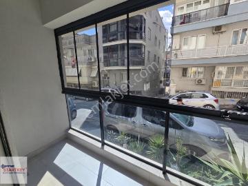 Balçova Eğitim Mahallesinde 3 Yıllık Binada 2+1 Kiralık Daire