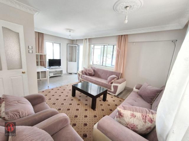 Balçova Fevzi Çakmak Mah. Ekonomi Ünv. Yakını Eşyalı Jeotermalli Kiralık 3+1 Daire