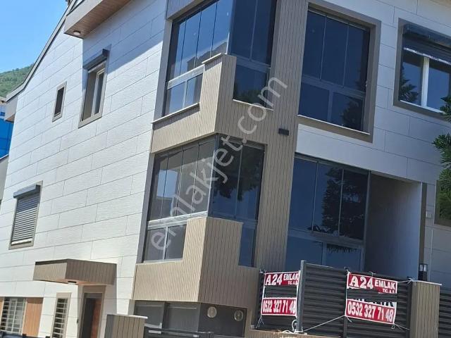 Balçovada Satılık Villa Ful Yapılı Müstakil Termal Deniz Otopark