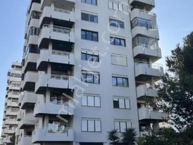 Balçova'nın En Prestijli Sitesinde En İyi Konumda 3+1 Kiralık