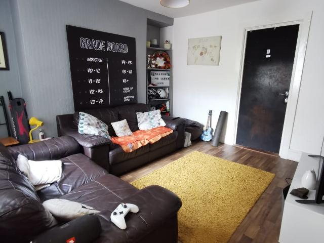 Balaclava St, St Thomas, Swansea SA1 8BR StudentDigz Ltd